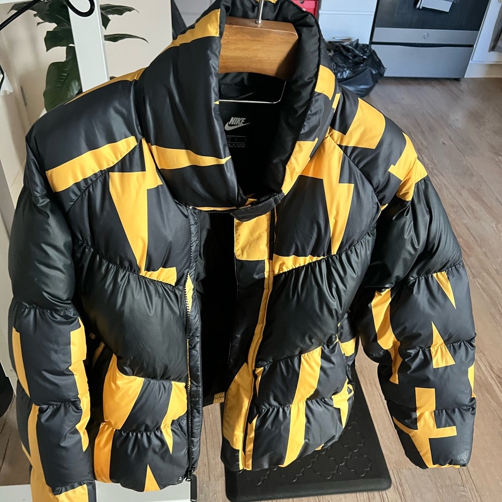 Nike Down Jacket! Hard to find!